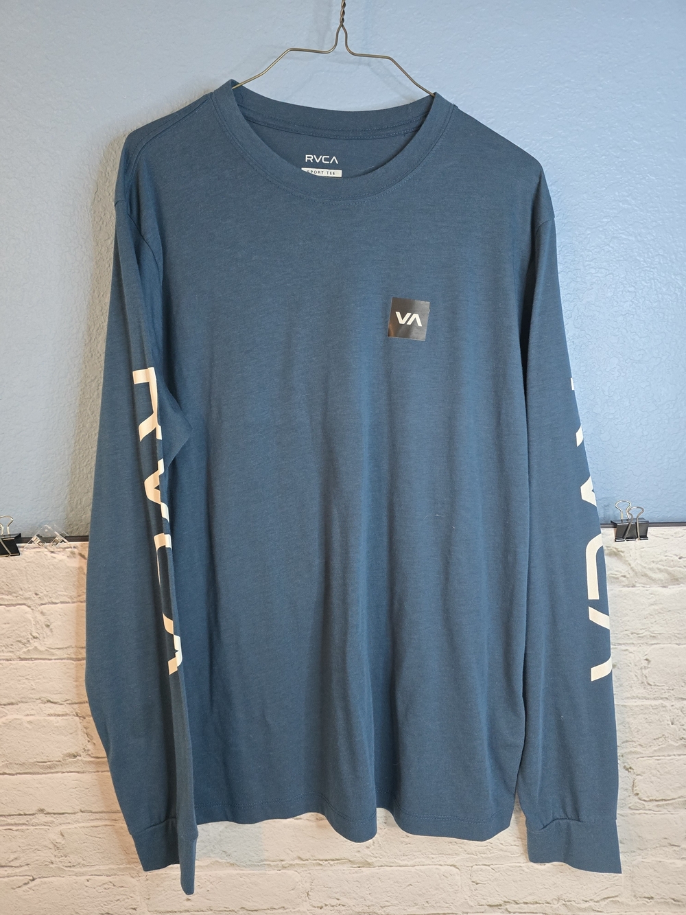 RVCA Teal Long Sleeve Crew with Sleeve Logo Sz M